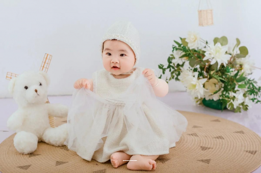 新疆孕妇几个月开始显怀