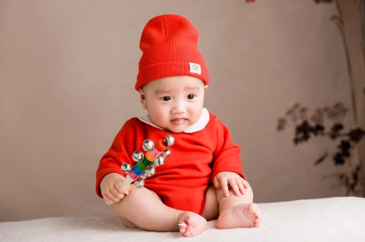 新疆宝宝频繁吐奶怎么回事